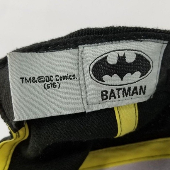 DC Comics Batman Hat Snap-back Cap Yellow/Black - Picture 5 of 7